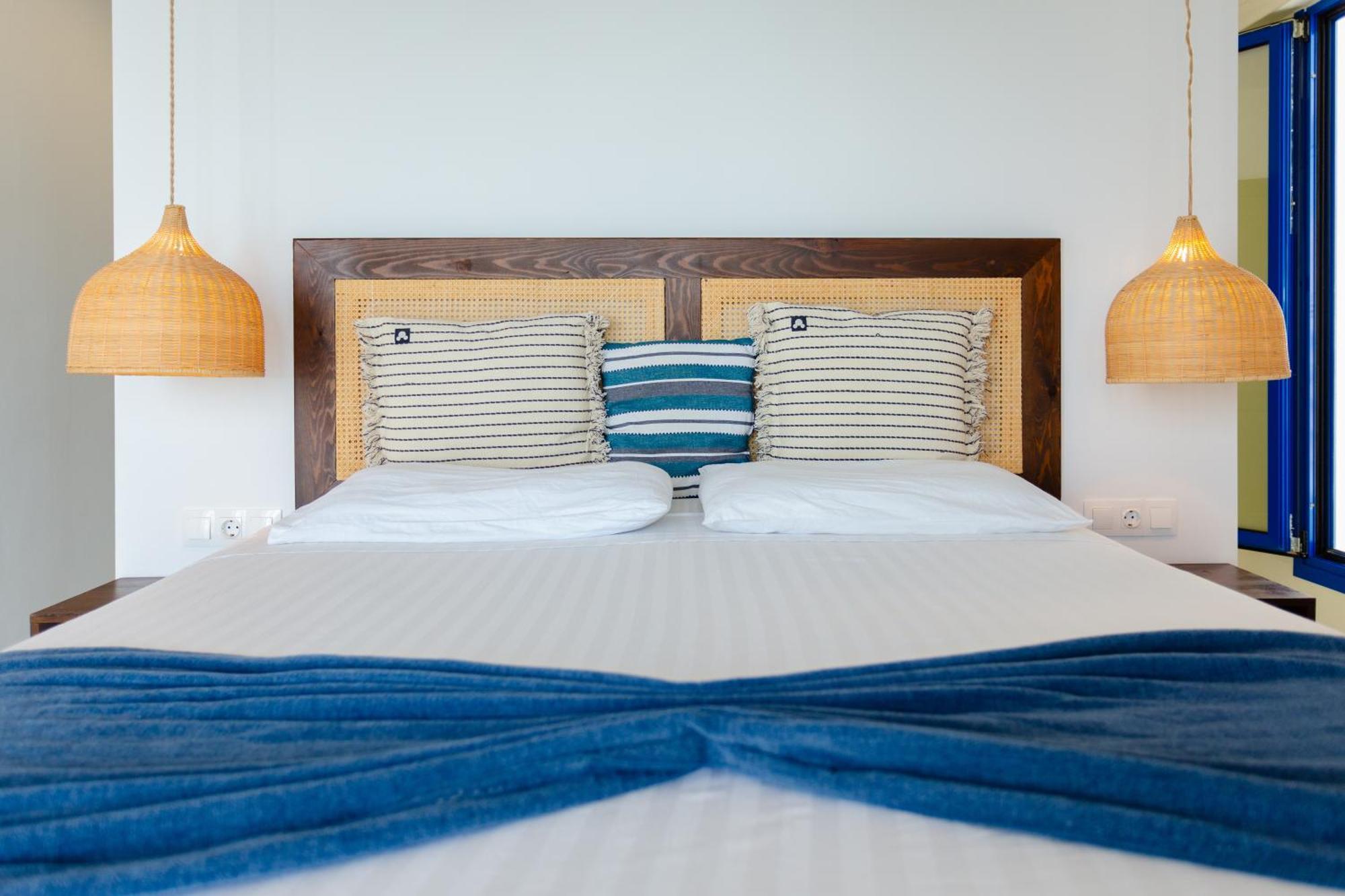 George Suites Stegna أرخانجلوس المظهر الخارجي الصورة