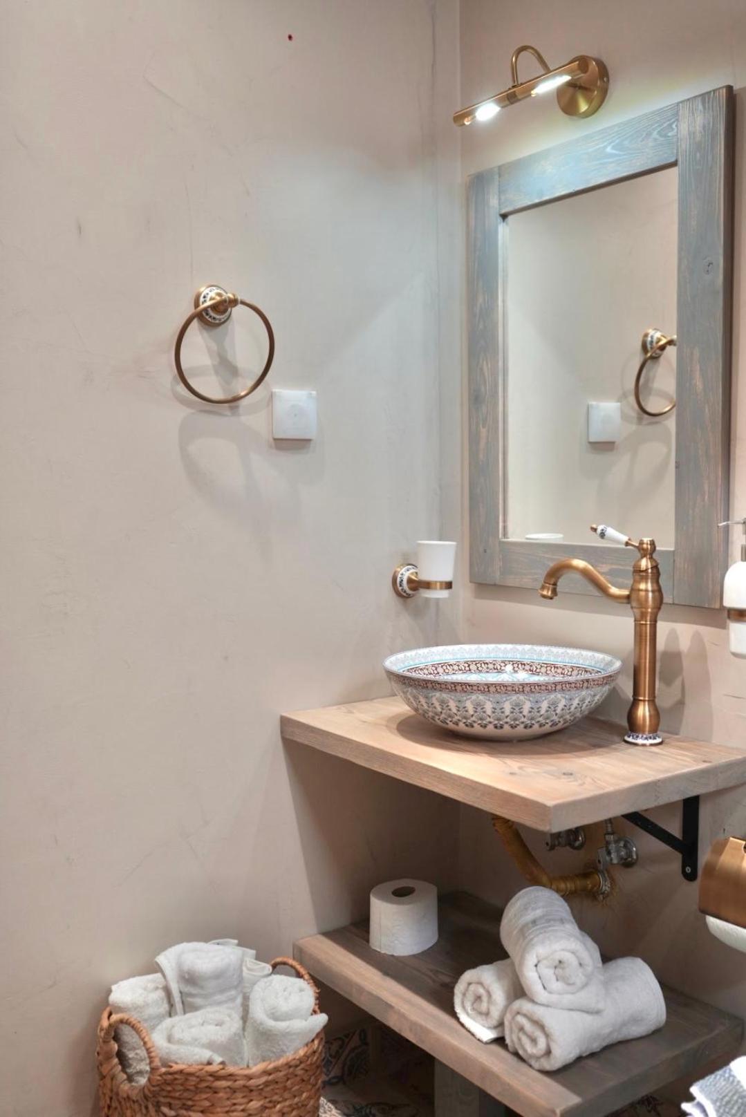 George Suites Stegna أرخانجلوس المظهر الخارجي الصورة