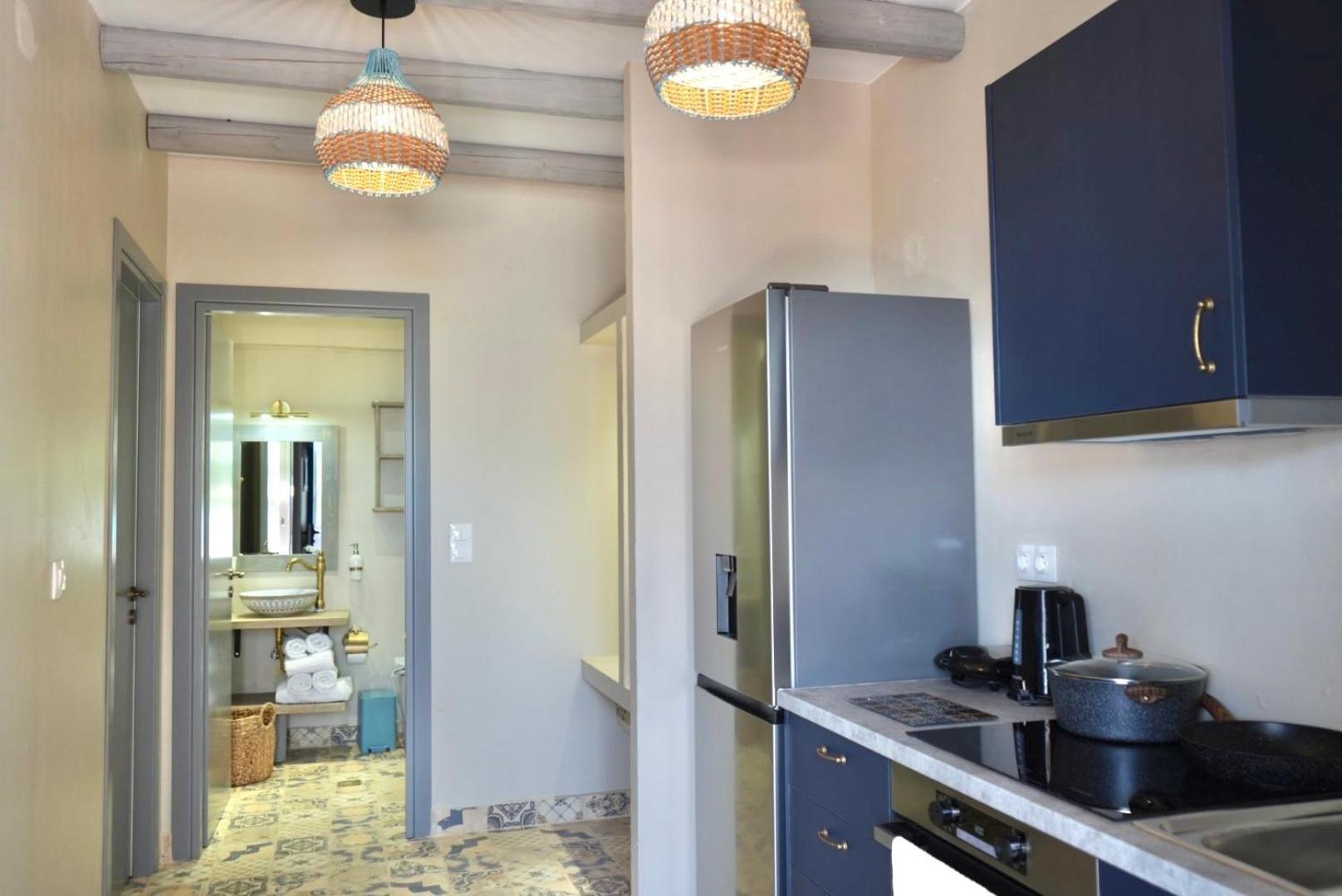 George Suites Stegna أرخانجلوس المظهر الخارجي الصورة