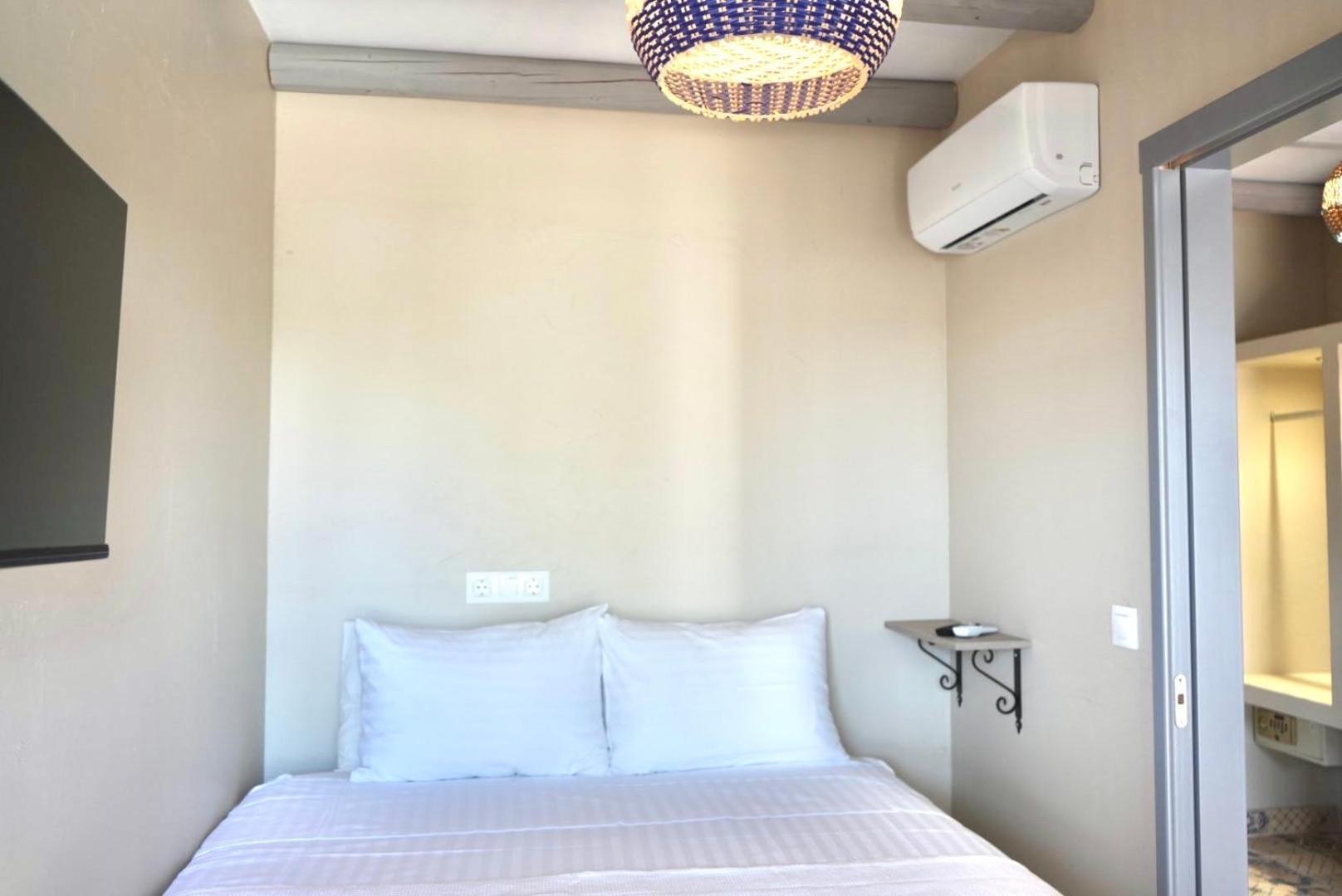 George Suites Stegna أرخانجلوس المظهر الخارجي الصورة