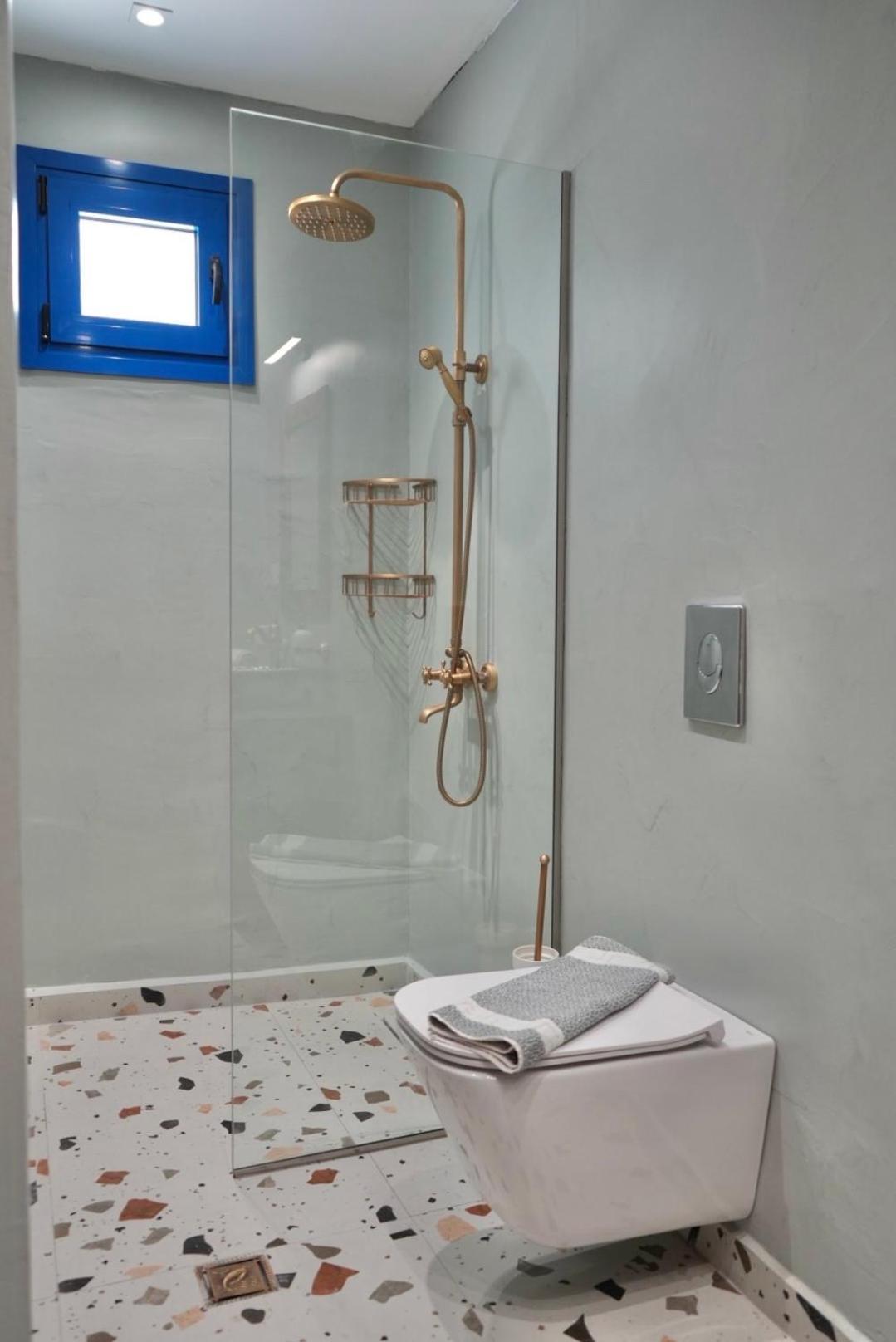 George Suites Stegna أرخانجلوس المظهر الخارجي الصورة